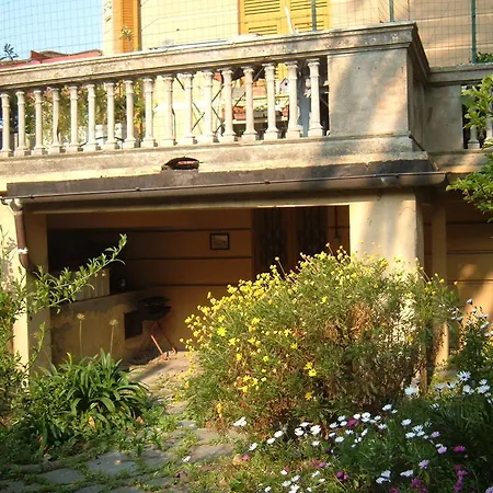 L'oasi Bed & Breakfast Genua